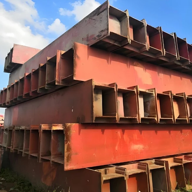 Por que as grades de aço são essenciais na construção moderna?